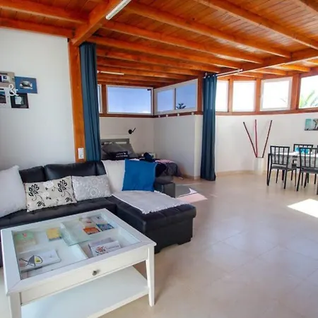 Villa Arecas Family House